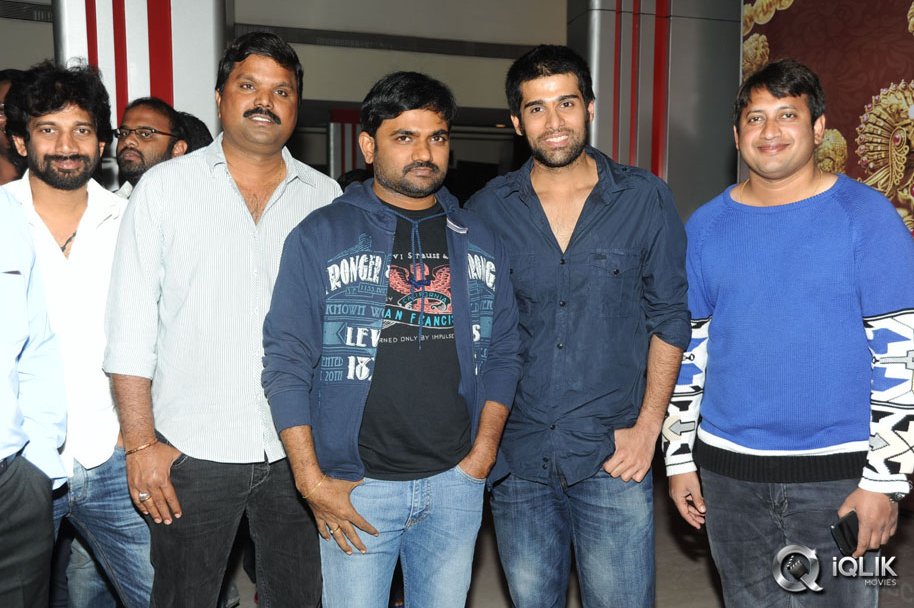 Love-You-Bangaram-Premiere-Show